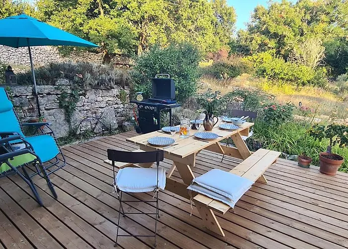 Dom wakacyjny Estela , Grande Maison En Pierre Marcilhac-sur-Cele